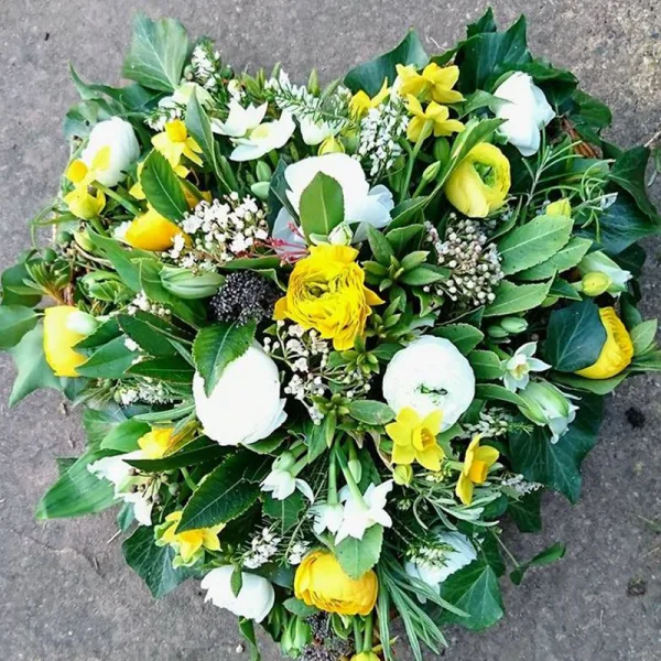 Heart 8" (2 Pcs) Sunflowr Floral Foam with Plastic Cover Tray