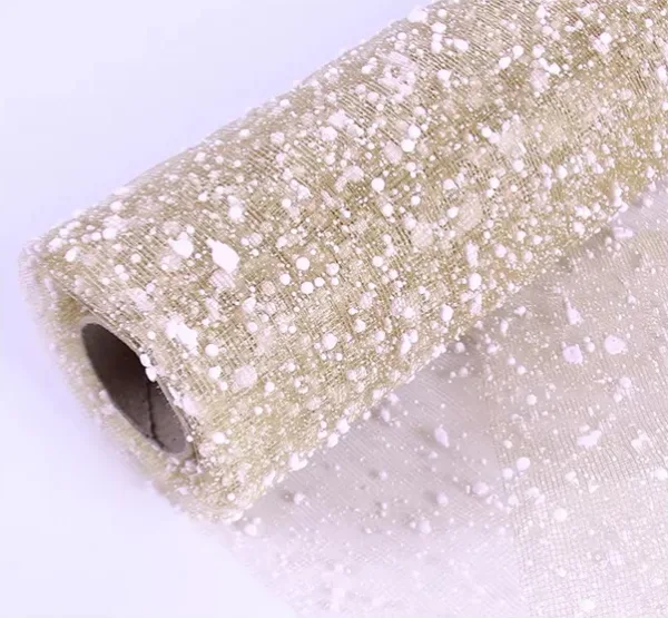 OFF WHITE SNOW FABRIC  (1 Roll) 19"x 4 Yards